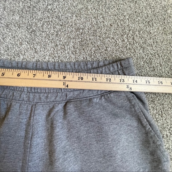 Emporio Armani Grey Jersey Fleece Bermuda Shorts Size M - Picture 4 of 7